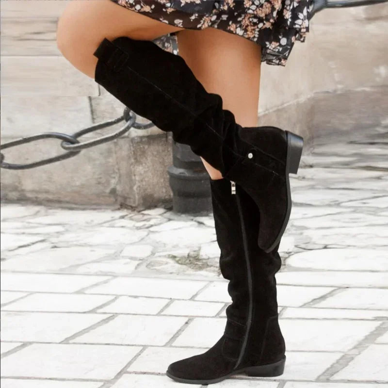 Daniela - Botas com conforto intemporal