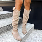 Daniela - Botas com conforto intemporal