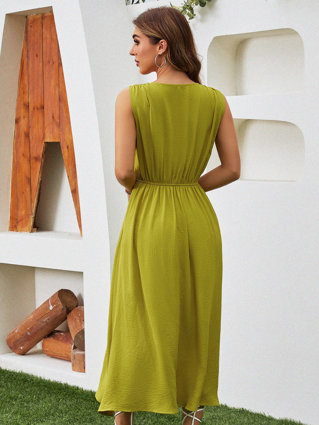 Carla - Vestido elegante sem mangas